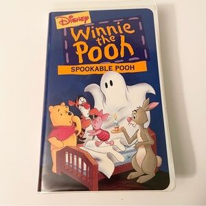Disney Winnie the Pooh Spookable Pooh VHS Halloween 1996 Clamshell